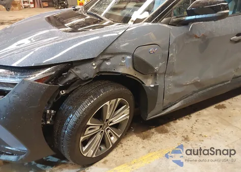 2024 Subaru Solterra Touring z USA, uszkodzony, nr VIN JTMABABAXRA036909